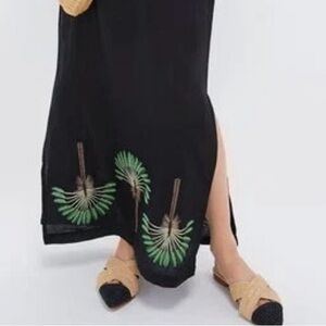 Woven Beige and Black Women's Slide Sandals